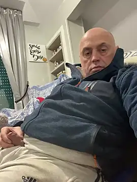 Snapshot of pantomax chatting on 01/26/25, 04:20 pantomax online show from 01/26/25, 04:20