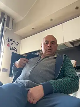 Snapshot of pantomax chatting on 03/05/25, 02:56 pantomax online show from 03/05/25, 02:56