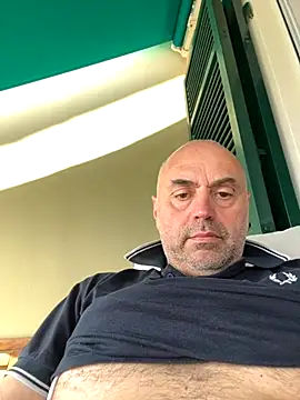 Snapshot of pantomax chatting on 09/10/25, 02:06 pantomax online show from 09/10/25, 02:06