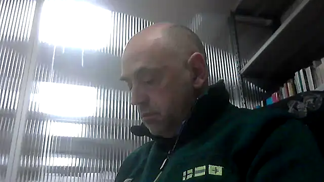 Snapshot of pantomax chatting on 11/13/25, 12:09 pantomax online show from 11/13/25, 12:09