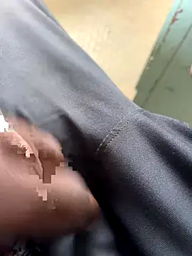 Snapshot of tamil000000 chatting on 11/08/25, 03:29 tamil000000 online show from 11/08/25, 03:29