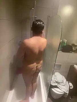 Snapshot of hornydesib69 chatting on 02/22/25, 05:13 hornydesib69 online show from 02/22/25, 05:13