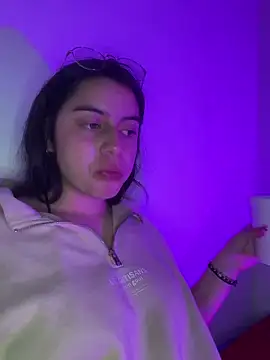 Cassie-millers online show from 12/14/24, 05:47