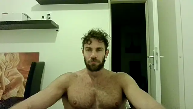 Snapshot of alpha-hunk chatting on 10/07/25, 07:11 alpha-hunk online show from 10/07/25, 07:11