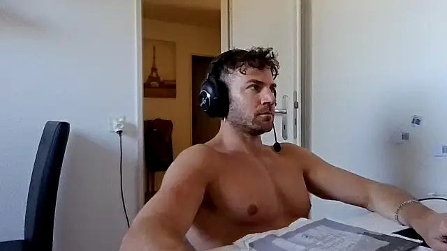 alpha-hunk online show from 04/07/26, 11:54