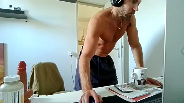 alpha-hunk online show from 06/03/26, 02:33