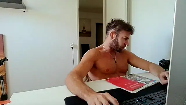 Snapshot of alpha-hunk chatting on 06/13/26, 08:45 alpha-hunk online show from 06/13/26, 08:45