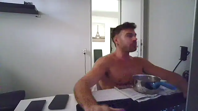 Snapshot of alpha-hunk chatting on 07/03/26, 11:05 alpha-hunk online show from 07/03/26, 11:05