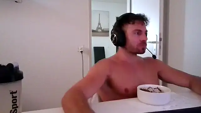 Snapshot of alpha-hunk chatting on 07/06/26, 10:23 alpha-hunk online show from 07/06/26, 10:23