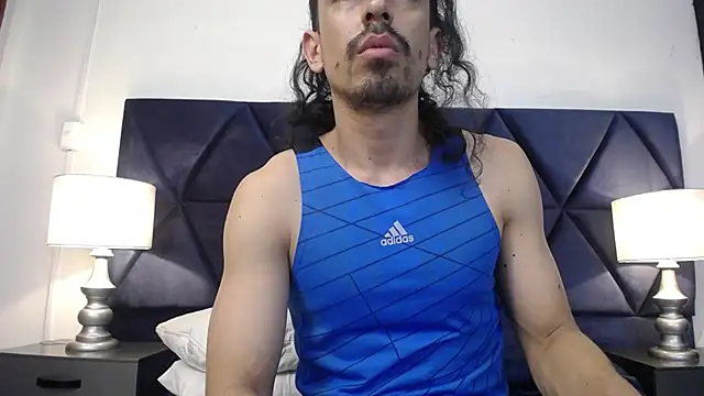 Sr Magnus  online show from 02/11/25, 04:02