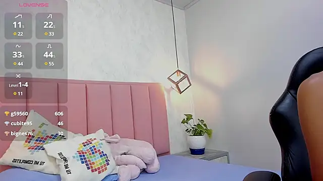 Snapshot of MAYROBERTSS chatting on 02/06/25, 03:41 MAYROBERTSS online show from 02/06/25, 03:41