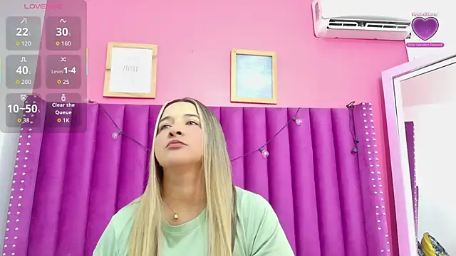 Snapshot of collegepawglovedaddy chatting on 12/02/25, 07:31 collegepawglovedaddy online show from 12/02/25, 07:31