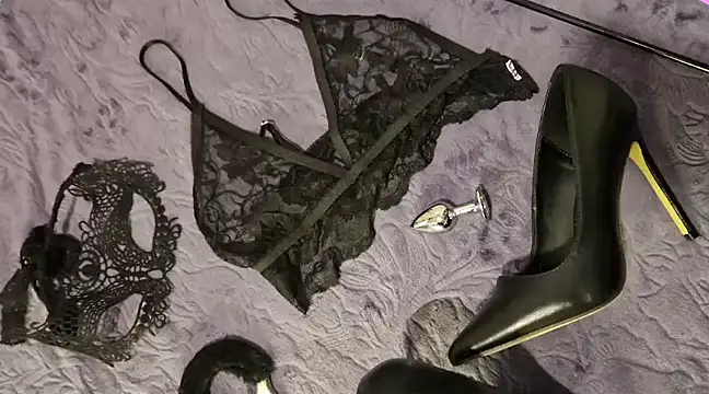 Snapshot of culbutemoi4 chatting on 03/17/25, 08:40 culbutemoi4 online show from 03/17/25, 08:40