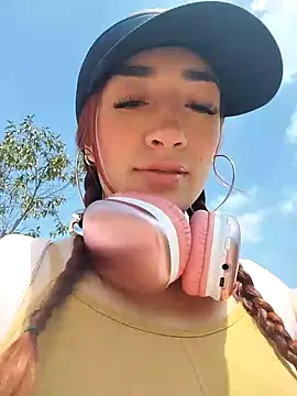 ariiel  online show from 12/07/24, 03:52