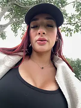 ariiel  online show from 12/17/25, 04:13