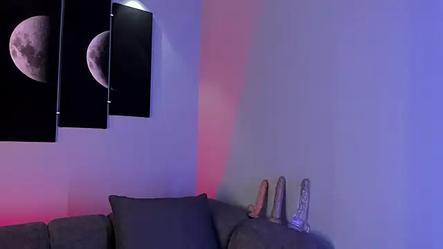 Snapshot of maddy_walker chatting on 02/07/25, 07:27 maddy walker online show from 02/07/25, 07:27