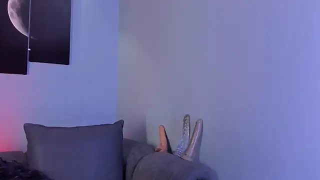 Snapshot of maddy_walker chatting on 02/10/25, 08:21 maddy walker online show from 02/10/25, 08:21