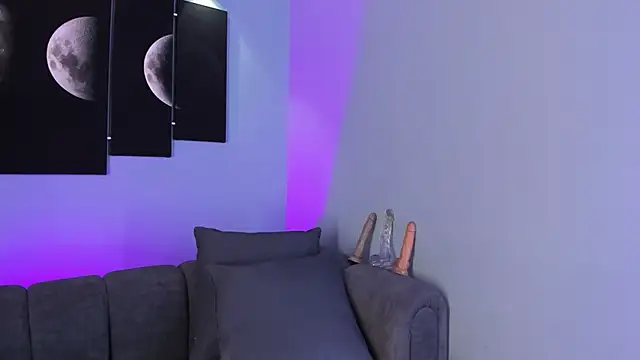 Snapshot of maddy_walker chatting on 02/22/25, 07:47 maddy walker online show from 02/22/25, 07:47