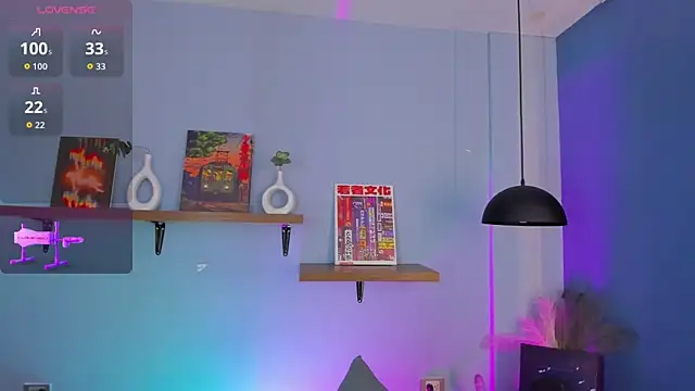 Snapshot of maddy_walker chatting on 01/14/26, 01:50 maddy walker online show from 01/14/26, 01:50