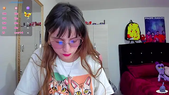 Lucyy-hess online show from 12/31/24, 08:45