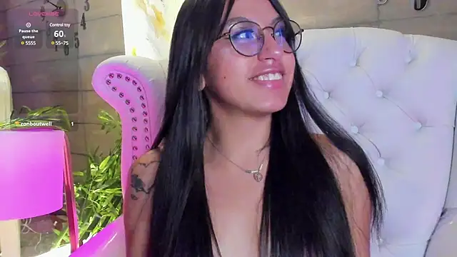 Snapshot of MadyJackson chatting on 02/17/25, 07:31 MadyJackson online show from 02/17/25, 07:31