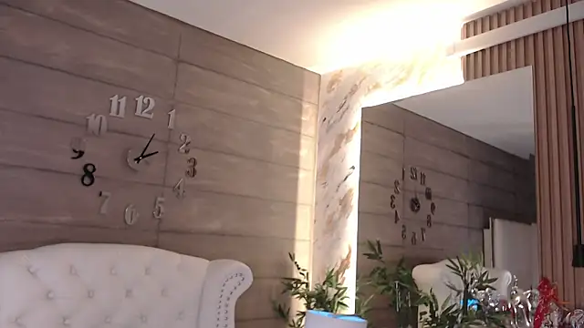 Snapshot of MadyJackson chatting on 03/05/25, 08:00 MadyJackson online show from 03/05/25, 08:00