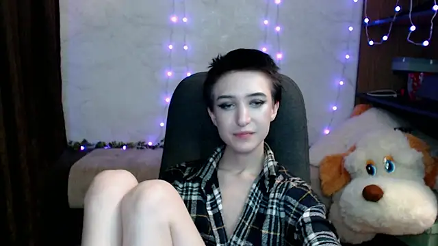 Snapshot of MilanaThorn chatting on 12/28/24, 04:51 MilanaThorn online show from 12/28/24, 04:51