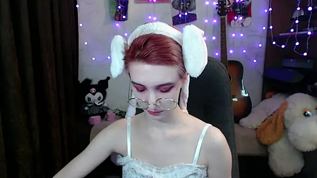 Snapshot of MilanaThorn chatting on 02/02/25, 10:06 MilanaThorn online show from 02/02/25, 10:06