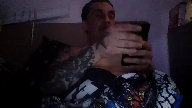 Snapshot of CandiedPompano chatting on 06/12/26, 04:22 CandiedPompano online show from 06/12/26, 04:22