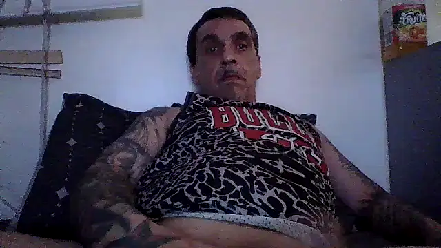 Snapshot of CandiedPompano chatting on 06/15/26, 05:42 CandiedPompano online show from 06/15/26, 05:42