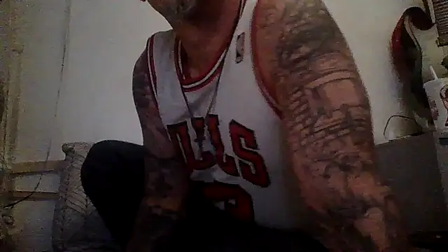 Snapshot of CandiedPompano chatting on 07/13/26, 04:37 CandiedPompano online show from 07/13/26, 04:37