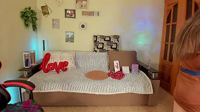 VeronikaVel online show from 05/24/26, 08:47