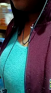 ruhi2003 online show from 12/16/24, 03:40