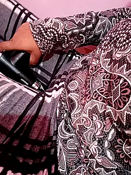 ruhi2003 online show from 01/29/25, 07:25