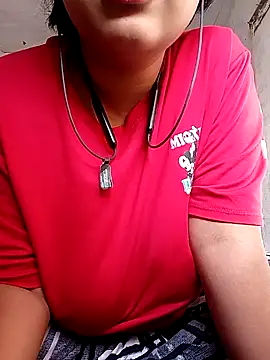 ruhi2003 online show from 02/13/25, 09:30