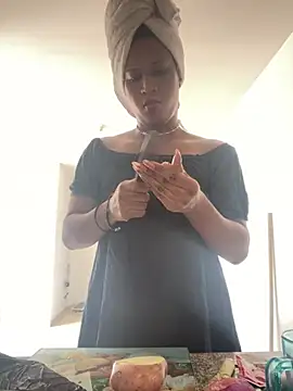 zahrivk1 online show from 03/17/25, 08:19