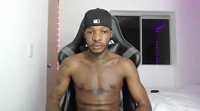 Snapshot of asaapr chatting on 01/14/25, 05:19 asaapr online show from 01/14/25, 05:19