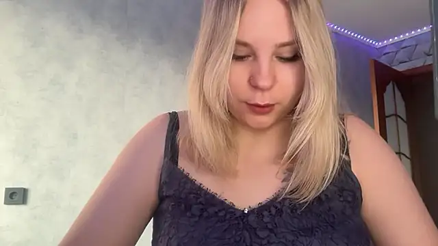 Thalia  Star online show from 01/14/26, 09:15