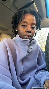 Snapshot of choclatepeaach chatting on 01/15/25, 11:30 choclatepeaach online show from 01/15/25, 11:30