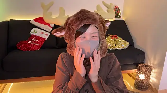 Snapshot of Risa_06 chatting on 12/24/24, 12:55 Risa 06 online show from 12/24/24, 12:55