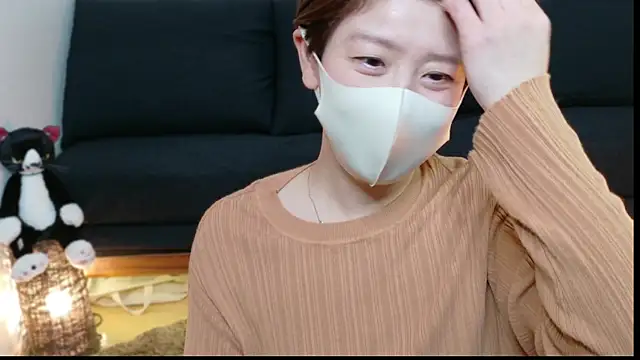 Snapshot of Risa_06 chatting on 01/09/25, 12:19 Risa 06 online show from 01/09/25, 12:19