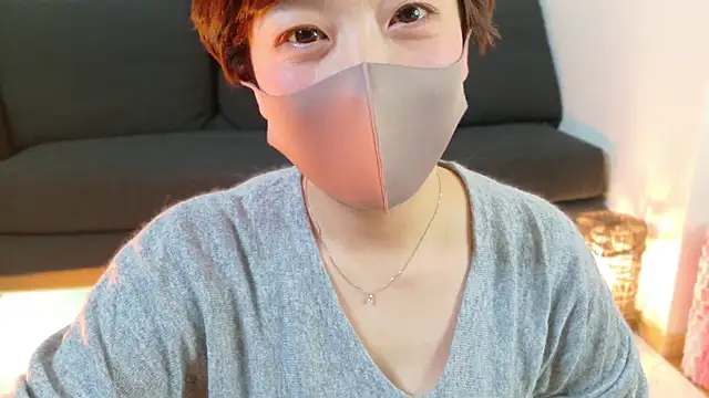 Snapshot of Risa_06 chatting on 01/25/25, 01:19 Risa 06 online show from 01/25/25, 01:19