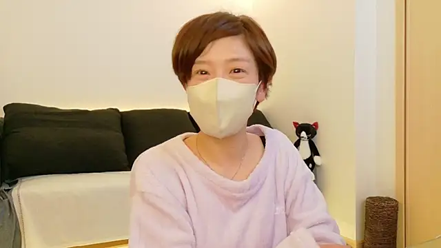 Snapshot of Risa_06 chatting on 03/13/25, 10:10 Risa 06 online show from 03/13/25, 10:10