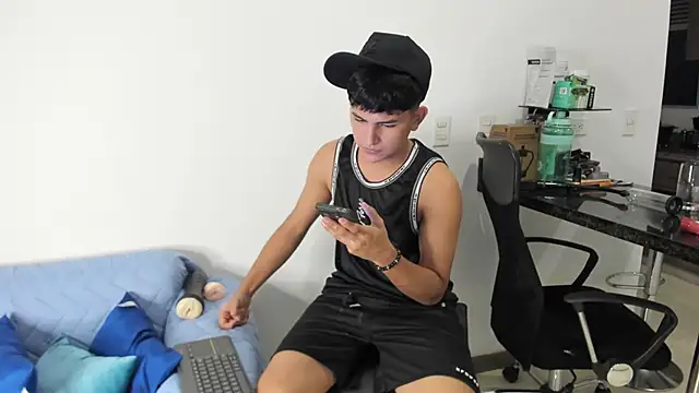 Snapshot of Lyam_ap chatting on 02/01/25, 01:34 Lyam ap online show from 02/01/25, 01:34