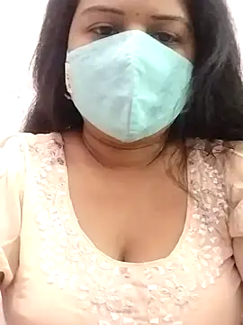 Snapshot of Dr_Chhaya chatting on 11/07/25, 11:21 Dr Chhaya online show from 11/07/25, 11:21