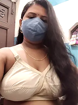 Snapshot of Dr_Chhaya chatting on 11/21/25, 06:23 Dr Chhaya online show from 11/21/25, 06:23