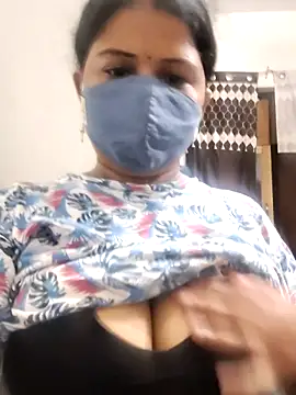 Snapshot of Dr_Chhaya chatting on 07/20/26, 12:14 Dr Chhaya online show from 07/20/26, 12:14