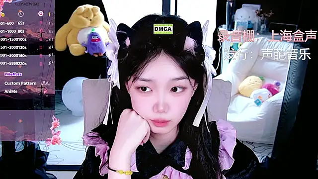 Sheep-1 online show from 10/25/25, 07:05