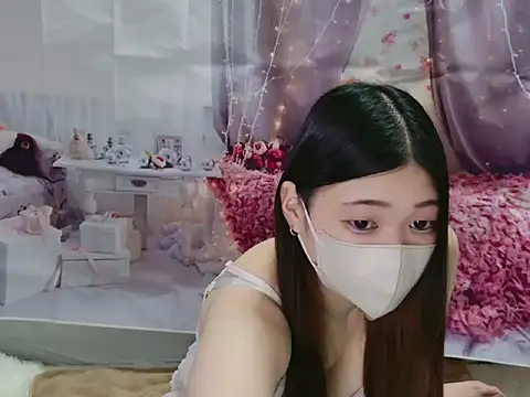 Snapshot of -REIREI- chatting on 12/09/24, 05:08 -REIREI- online show from 12/09/24, 05:08