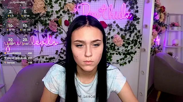 Snapshot of CooperAllana chatting on 12/06/24, 01:55 CooperAllana online show from 12/06/24, 01:55